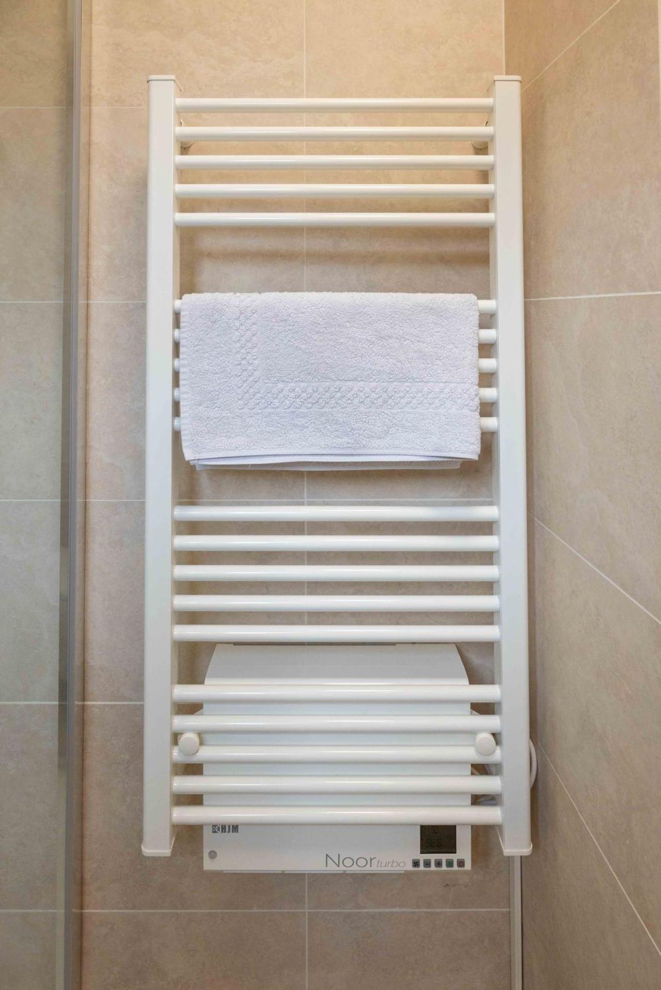 Well Located Apartment In Paryż Zewnętrze zdjęcie